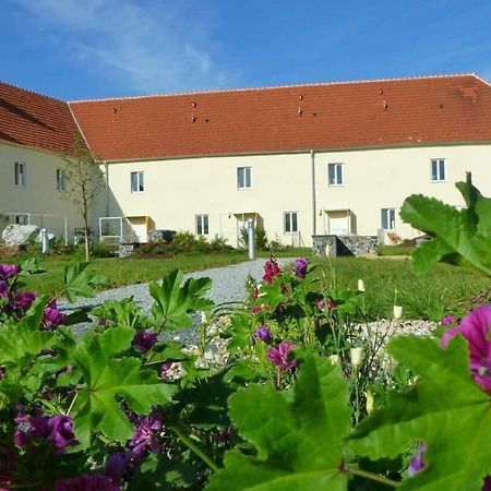 Ferienwohnungen Im Kloster Гарс-ам-Камп Екстериор снимка